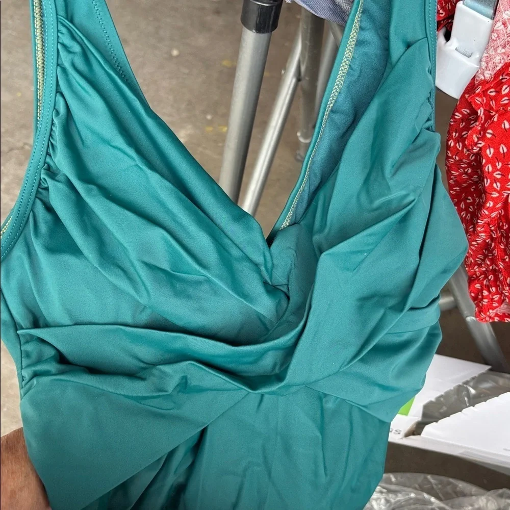 Cupshe Green Ruched Plus Size One Piece Swimsuit Size 0X